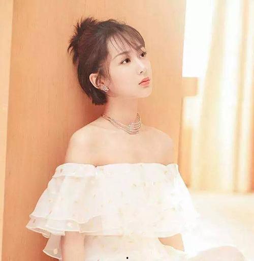 最新爆料杨紫的消息